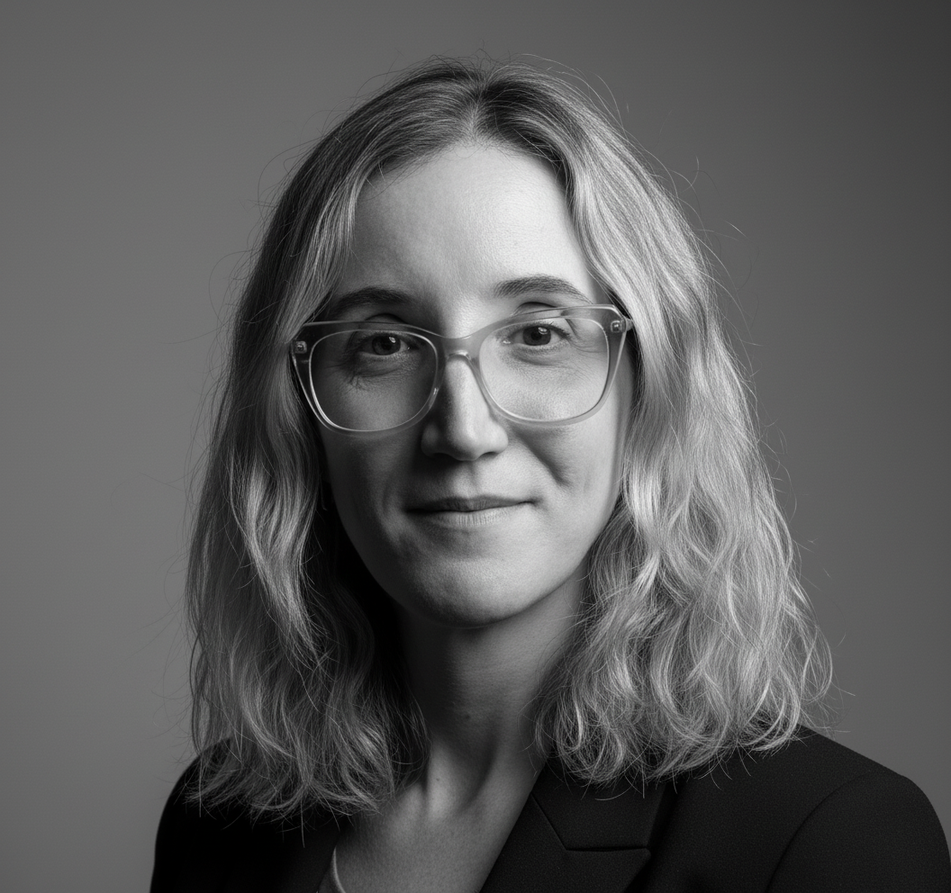 Blanco y negro editorial